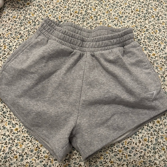 Gymshark sweat shorts - Picture 1 of 3
